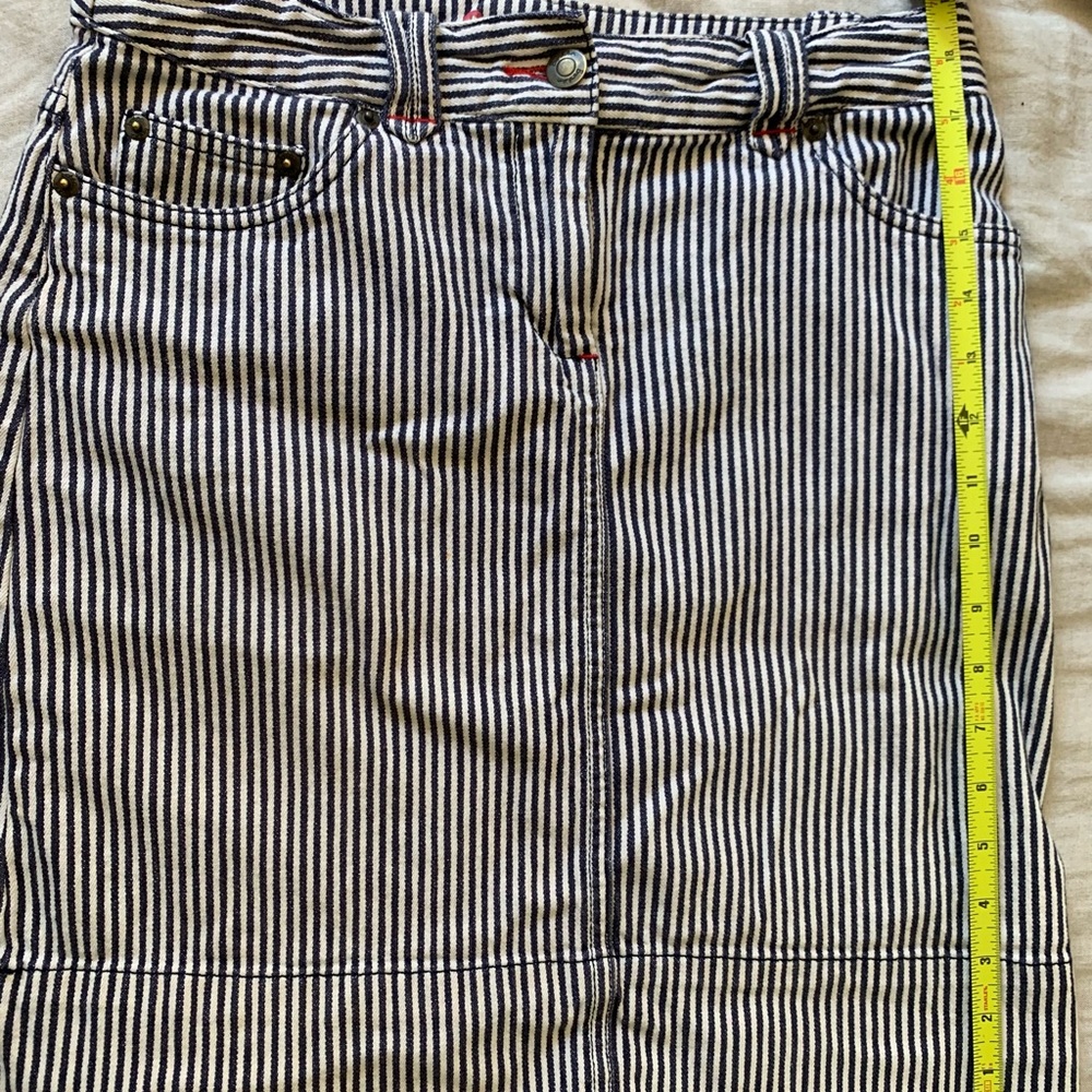 Navy/white stripe boden skirt. Cotton stretch, US6